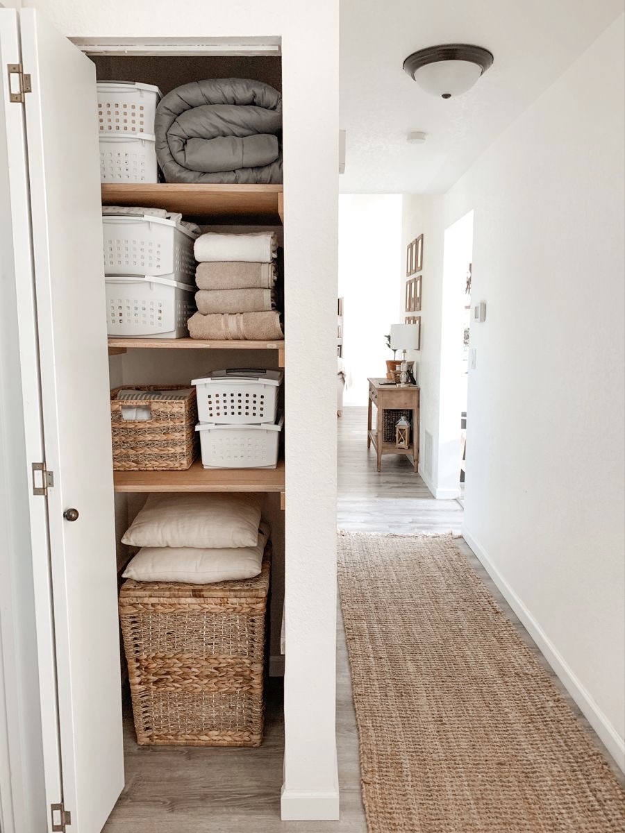 30 Hallway Linen Closet Organization Ideas - Maximize Your Space ...