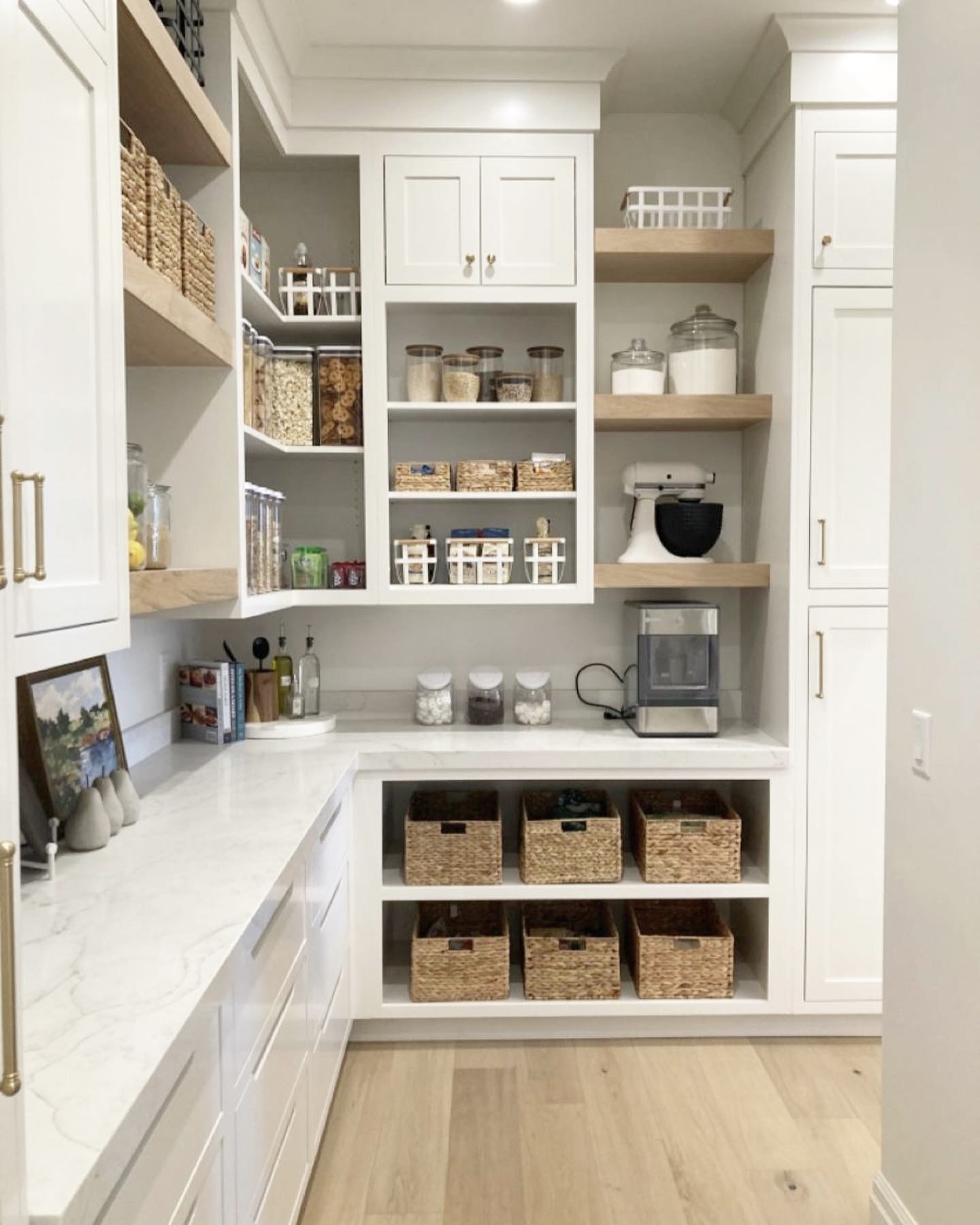 25 Top Kitchen Pantry Organization Ideas for 2025 - Optimize Your Space ...