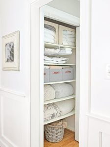 30 Hallway Linen Closet Organization Ideas - Maximize Your Space ...