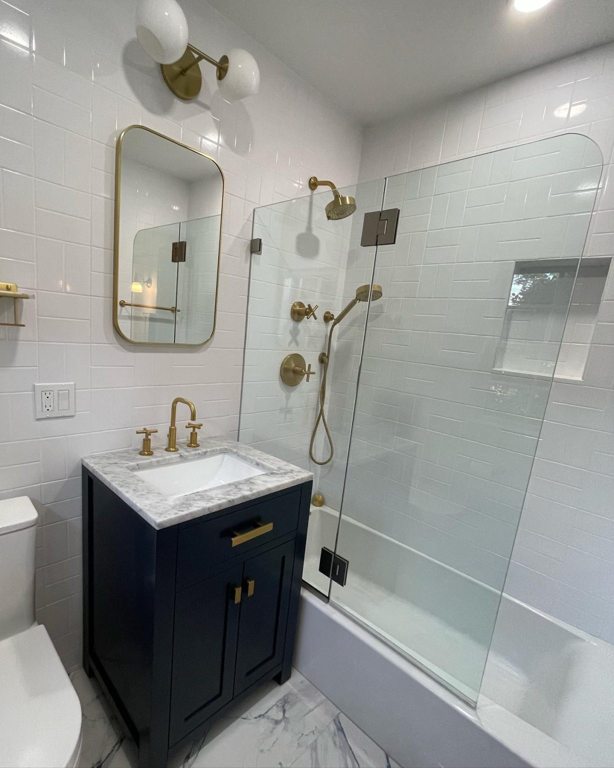 34 Small Bathroom Organization Ideas to Maximize Your Space ...
