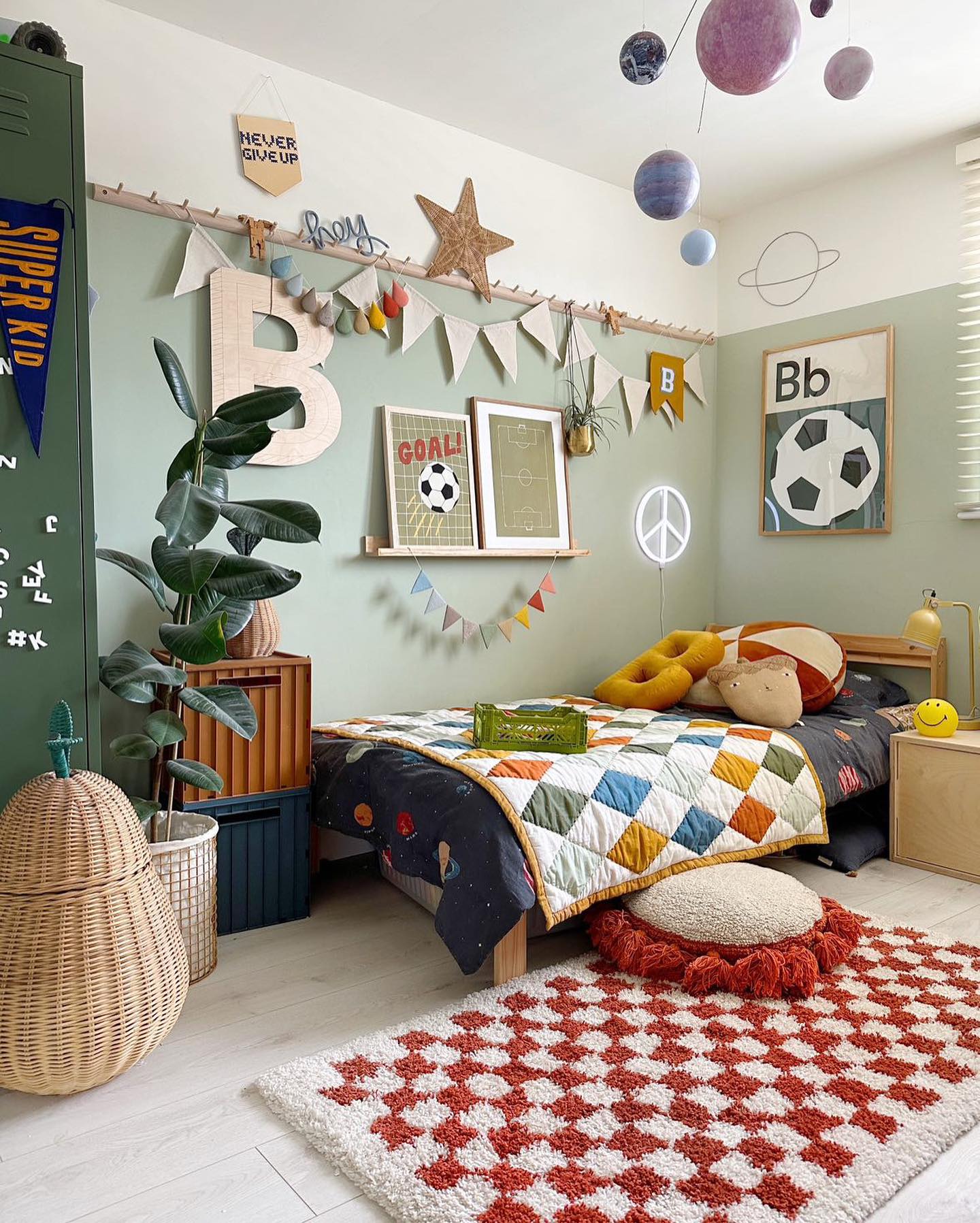 40 Teenage Boys Bedroom Ideas for Stylish & Cool Spaces - placeideal.com