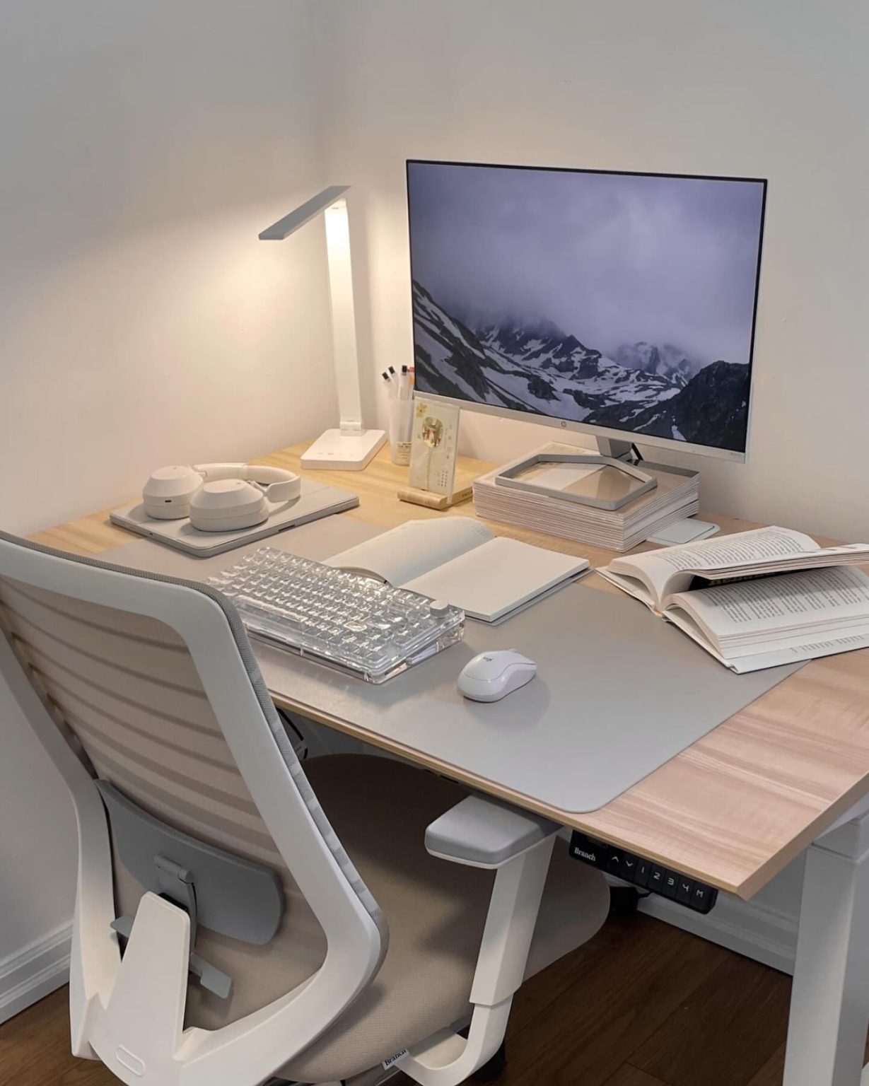 Top 32 Desk Chair Designs 2025 Embrace Style & Comfort