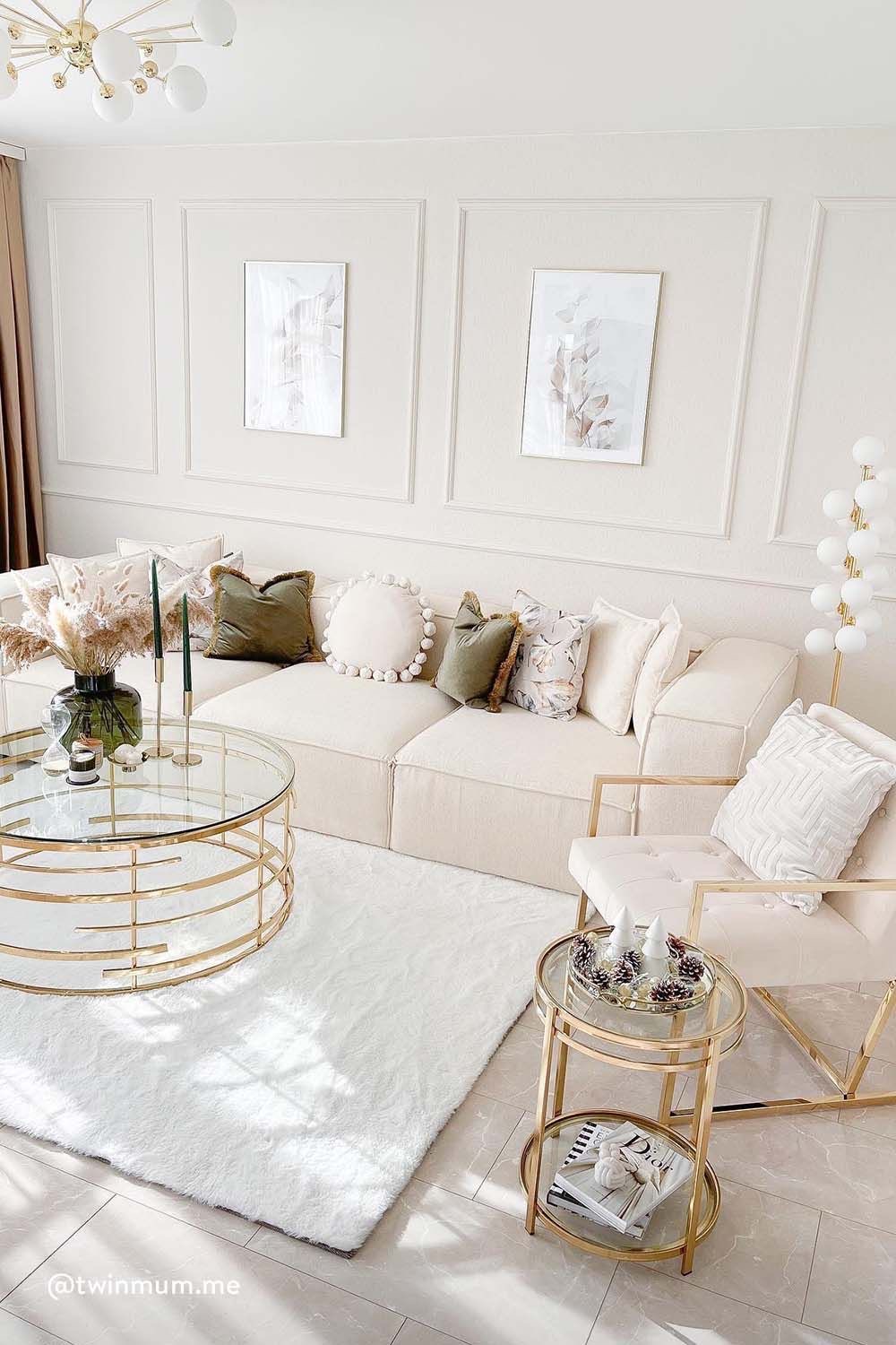 43 Living Room Wall Decor Trends to Refresh Your Space - placeideal.com