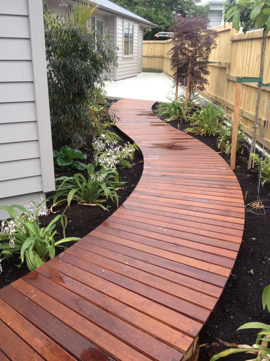 Top 25 Wooden Walkway Designs 2025 - Transform Your Outdoor Space ...