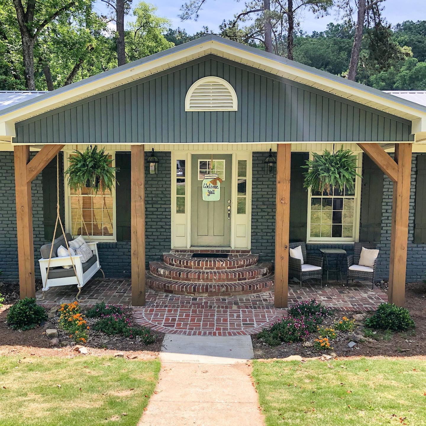 27 Front Porch Ideas to Elevate Your Home's Charm & Welcome - Get ...
