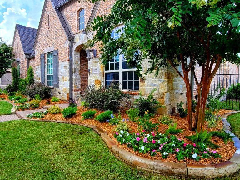 32 Front Yard Landscaping Ideas for Stunning Curb Appeal - placeideal.com