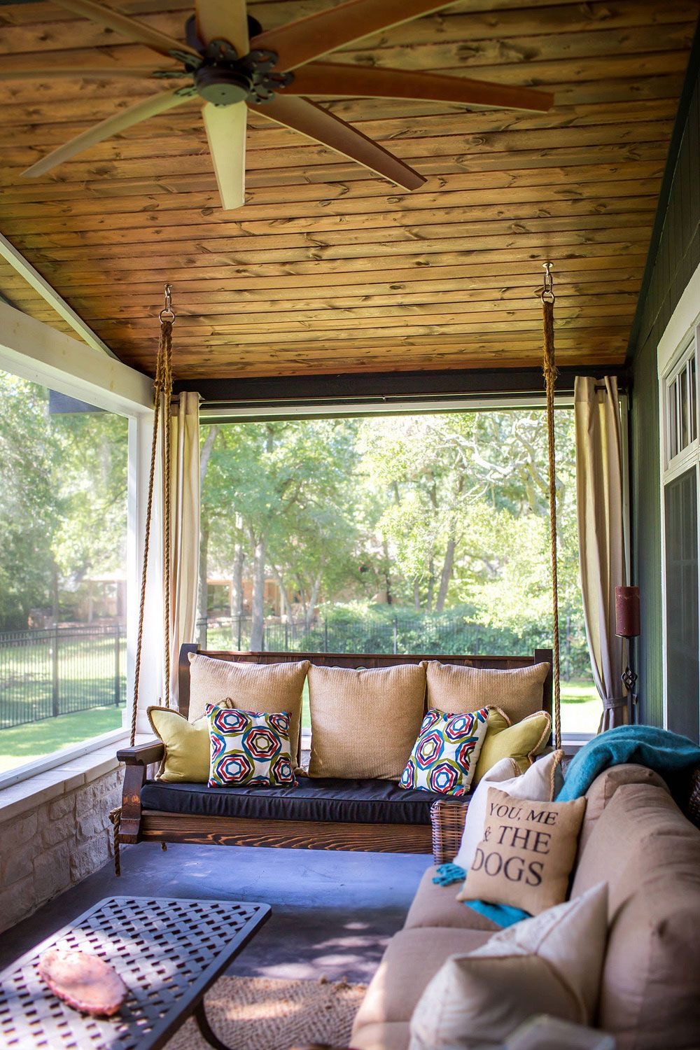 31 Creative 3 Season Porch Ideas to Inspire Your Next Cozy Retreat ...