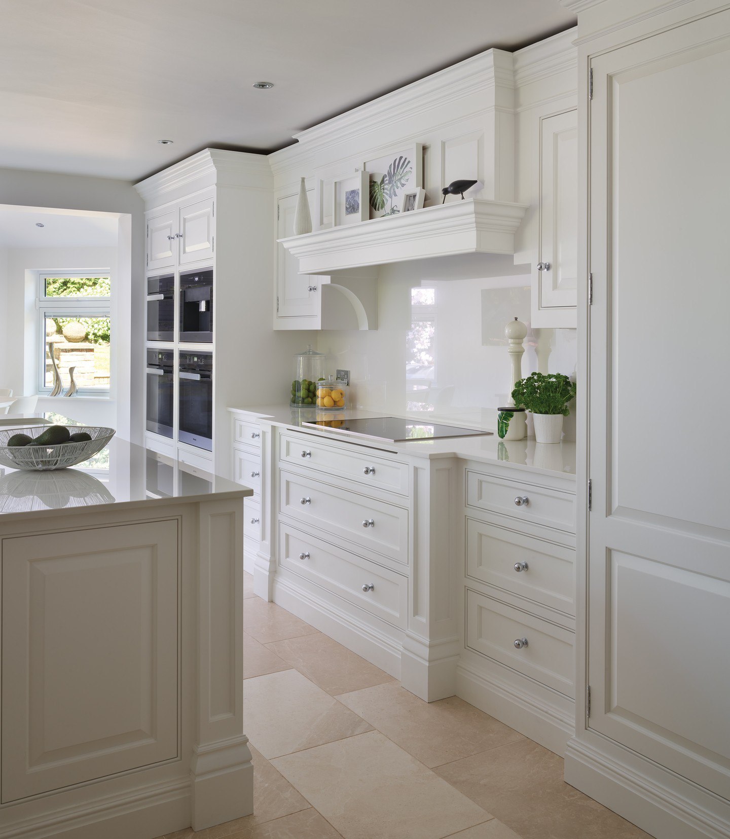 30 White Kitchen Ideas to Brighten Your Space in 2024 - Elegant Designs ...