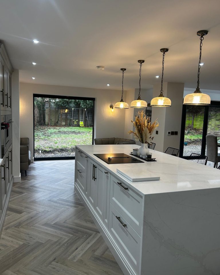 Top 28 Kitchen Floor Ideas to Transform Your Home in 2025 - placeideal.com