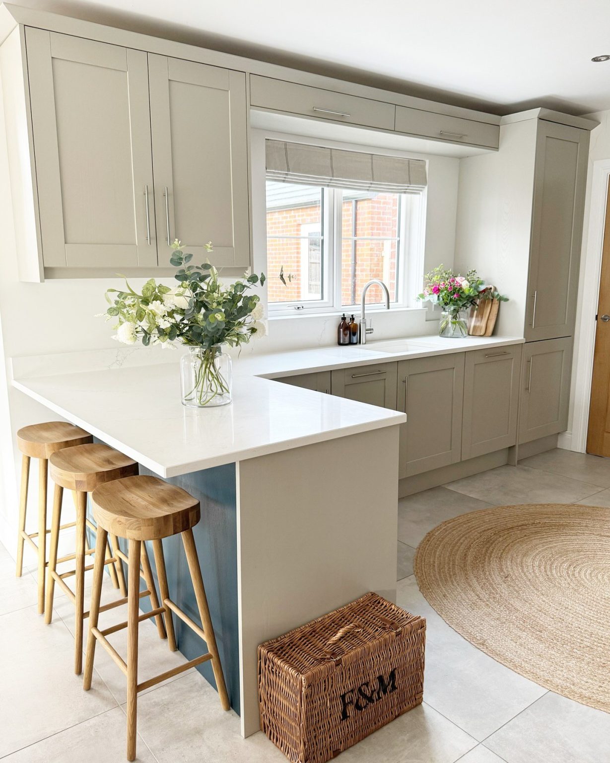 Top 30 Kitchen Window Ideas: Transform Your Space | Lively & Functional ...