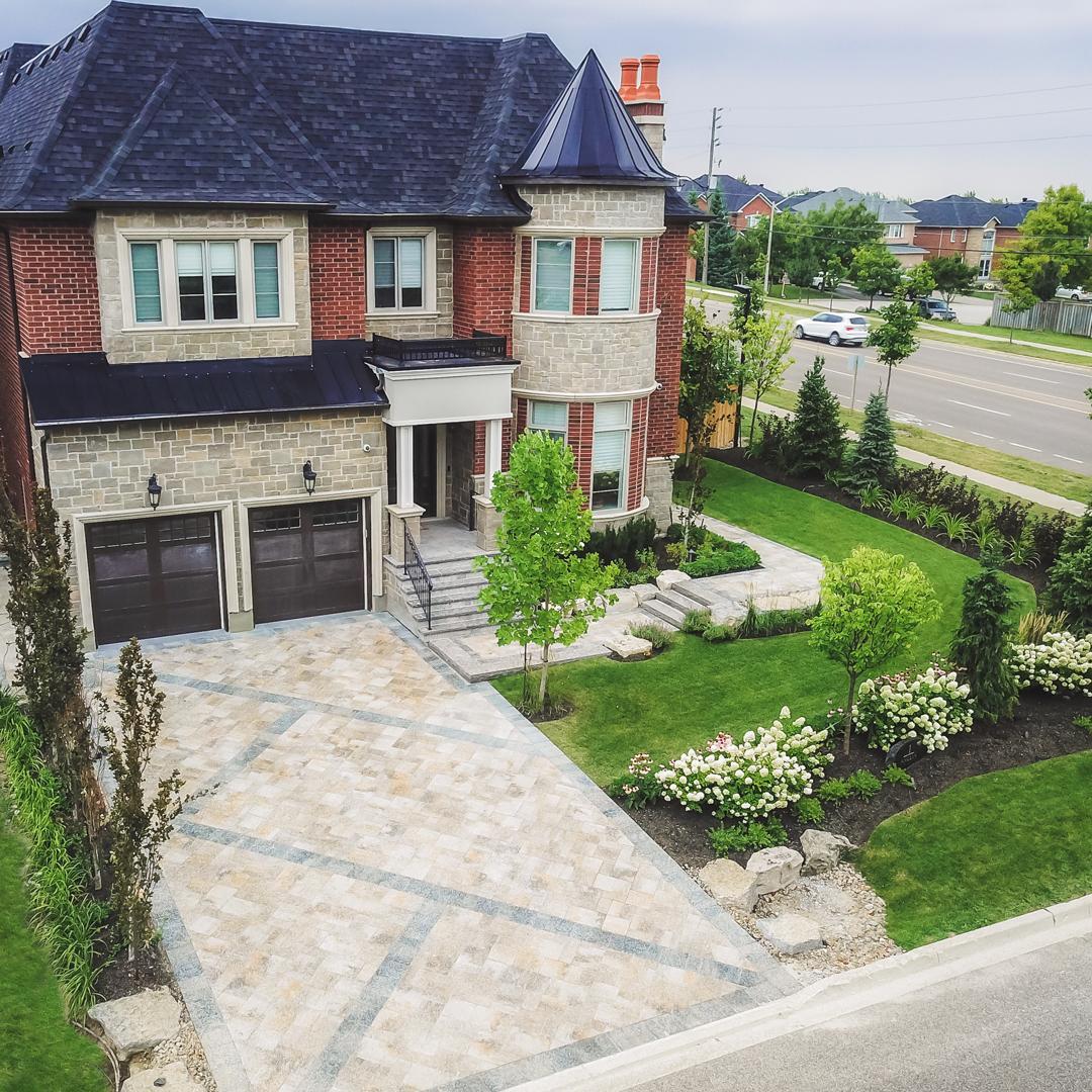 32 Front Yard Landscaping Ideas for Stunning Curb Appeal - placeideal.com