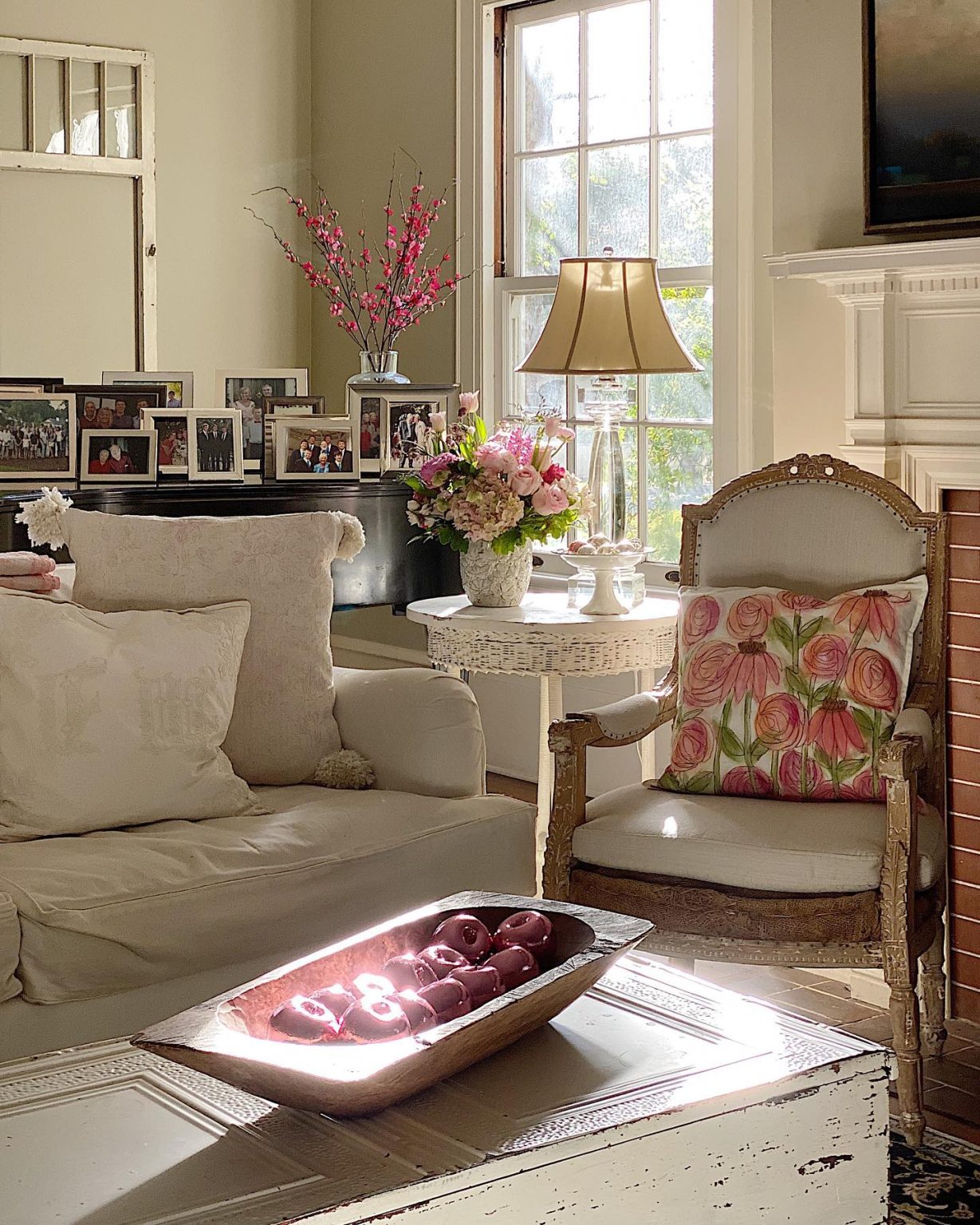 37 Chic Living Room Decor Ideas for a Stylish Home Makeover ...