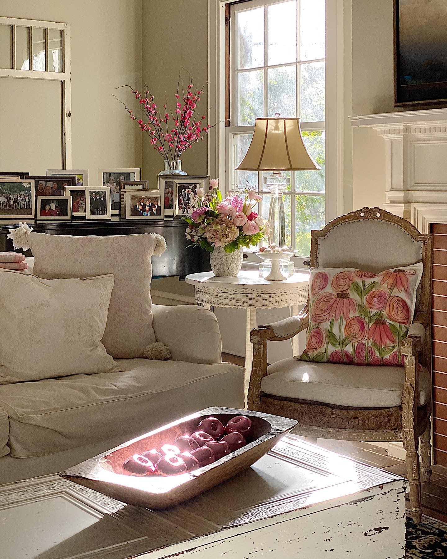 37 Chic Living Room Decor Ideas for a Stylish Home Makeover ...