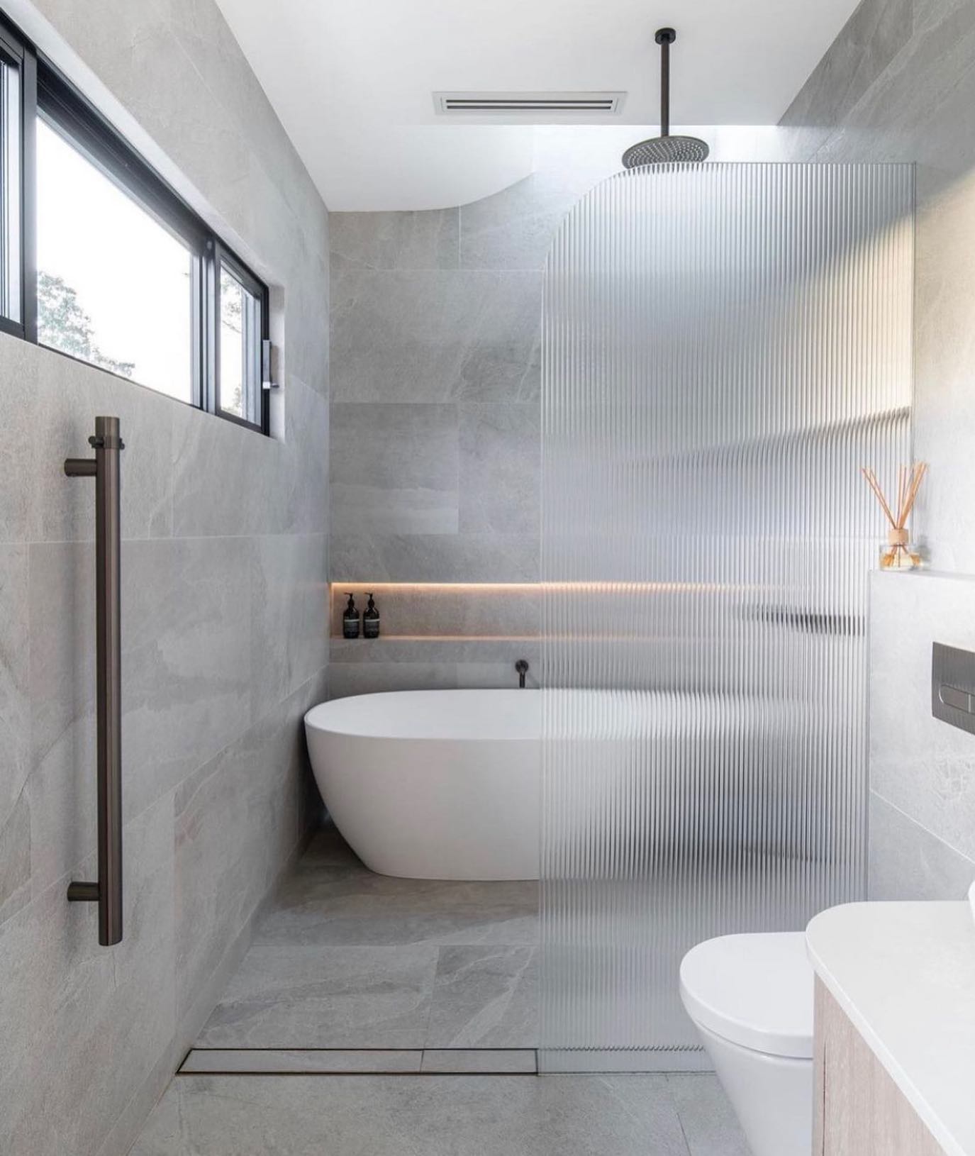 35 Grey Bathroom Ideas: Elevate Your Home with Chic Designs ...