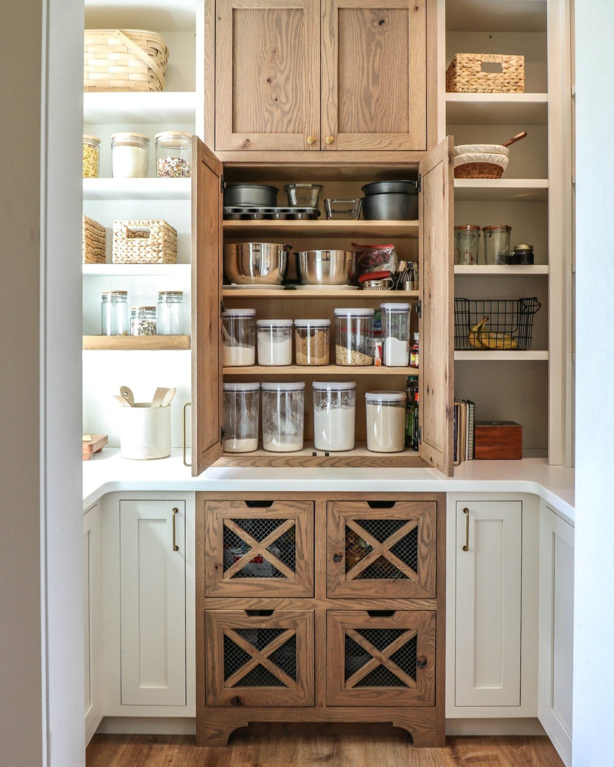 31 Small Pantry Ideas to Maximize Your Kitchen Space Efficiently ...