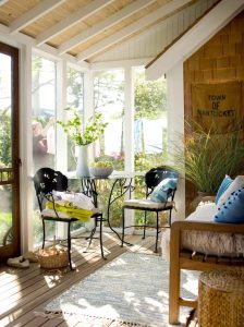 31 Creative 3 Season Porch Ideas to Inspire Your Next Cozy Retreat ...