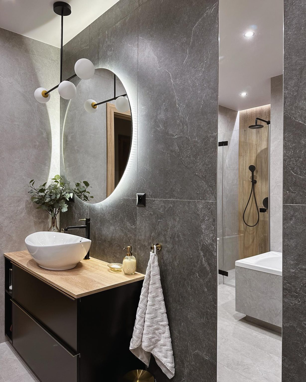 35 Grey Bathroom Ideas: Elevate Your Home with Chic Designs ...