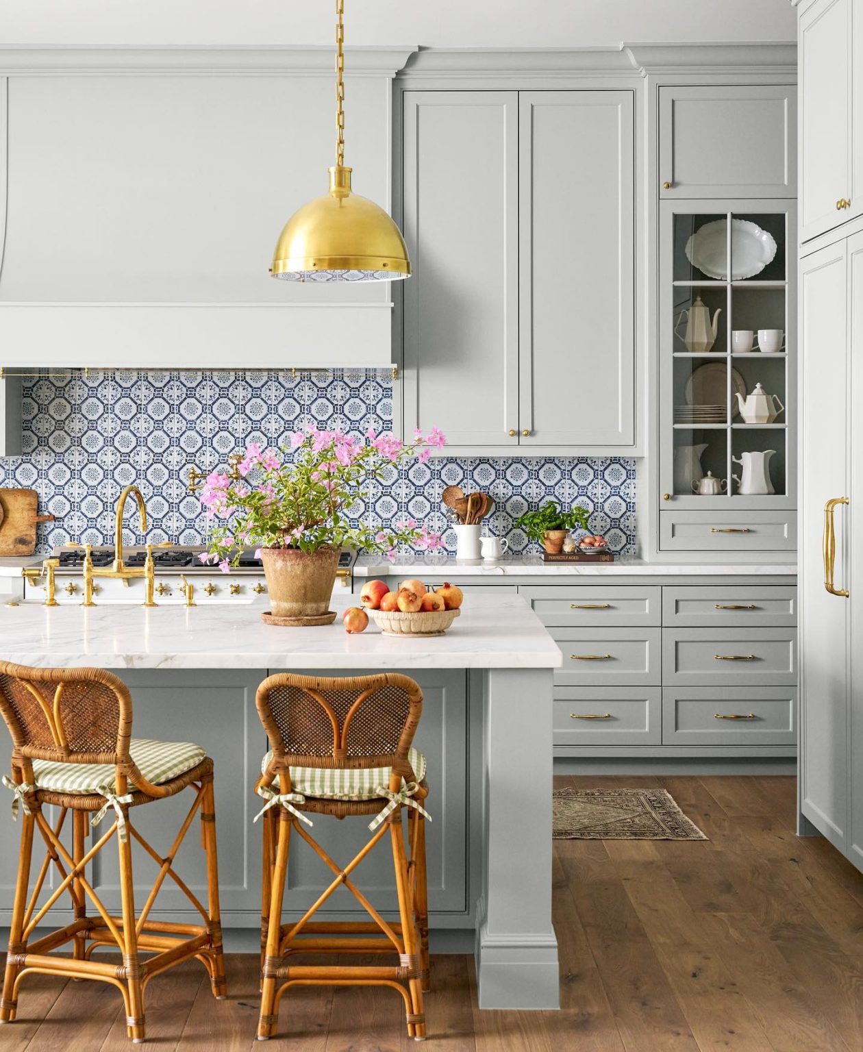 Top 31 Grey Kitchen Ideas - Blend Elegance & Functionality in Design ...