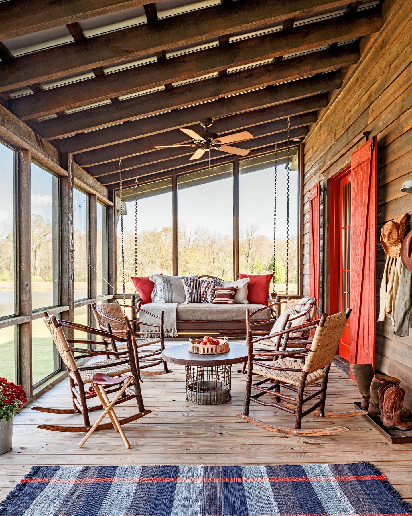 31 Creative 3 Season Porch Ideas to Inspire Your Next Cozy Retreat ...