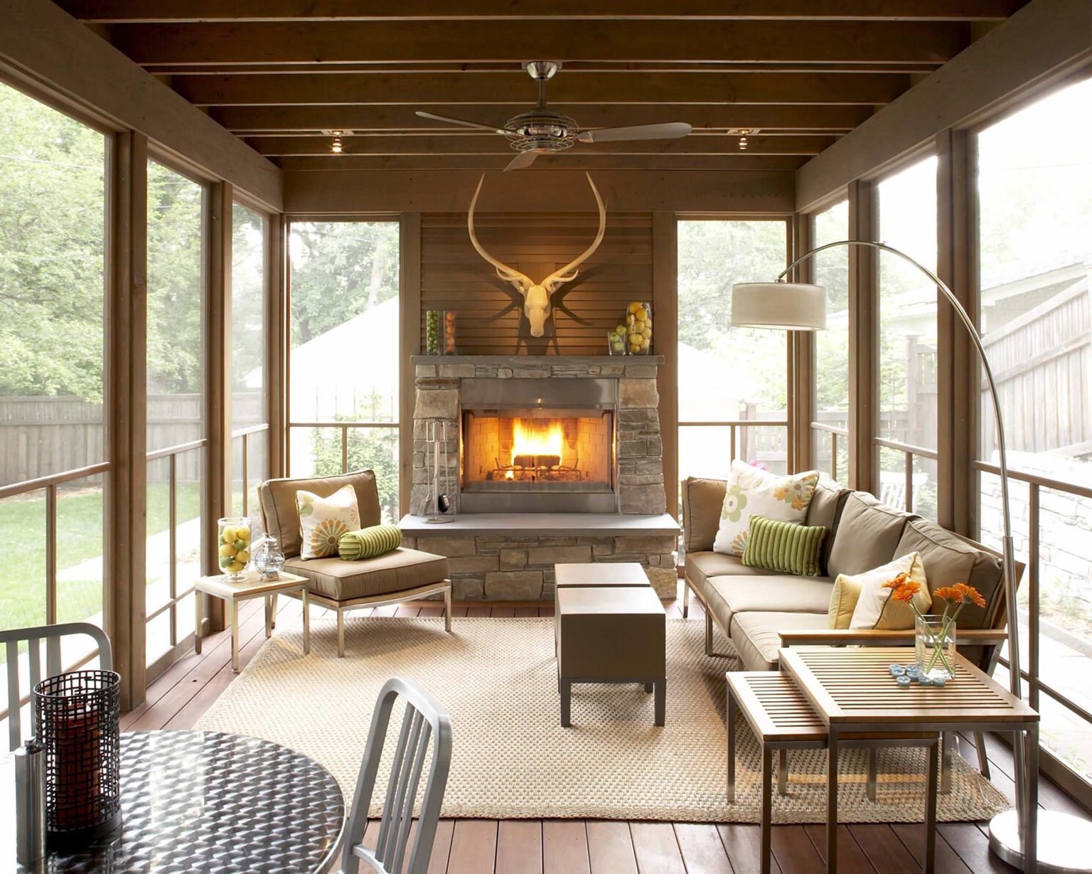 31 Creative 3 Season Porch Ideas to Inspire Your Next Cozy Retreat ...
