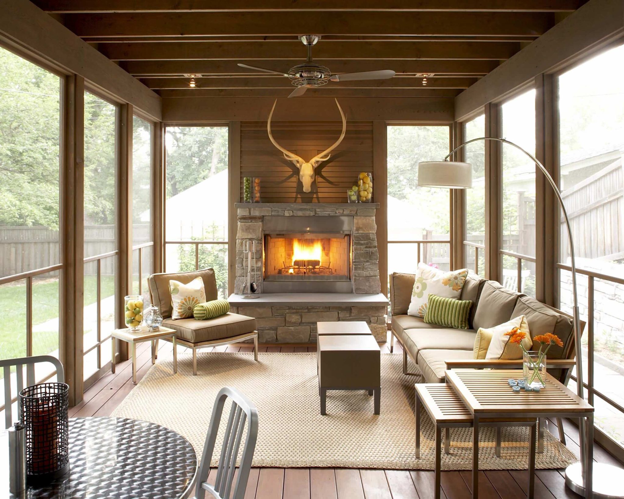 31 Creative 3 Season Porch Ideas to Inspire Your Next Cozy Retreat ...