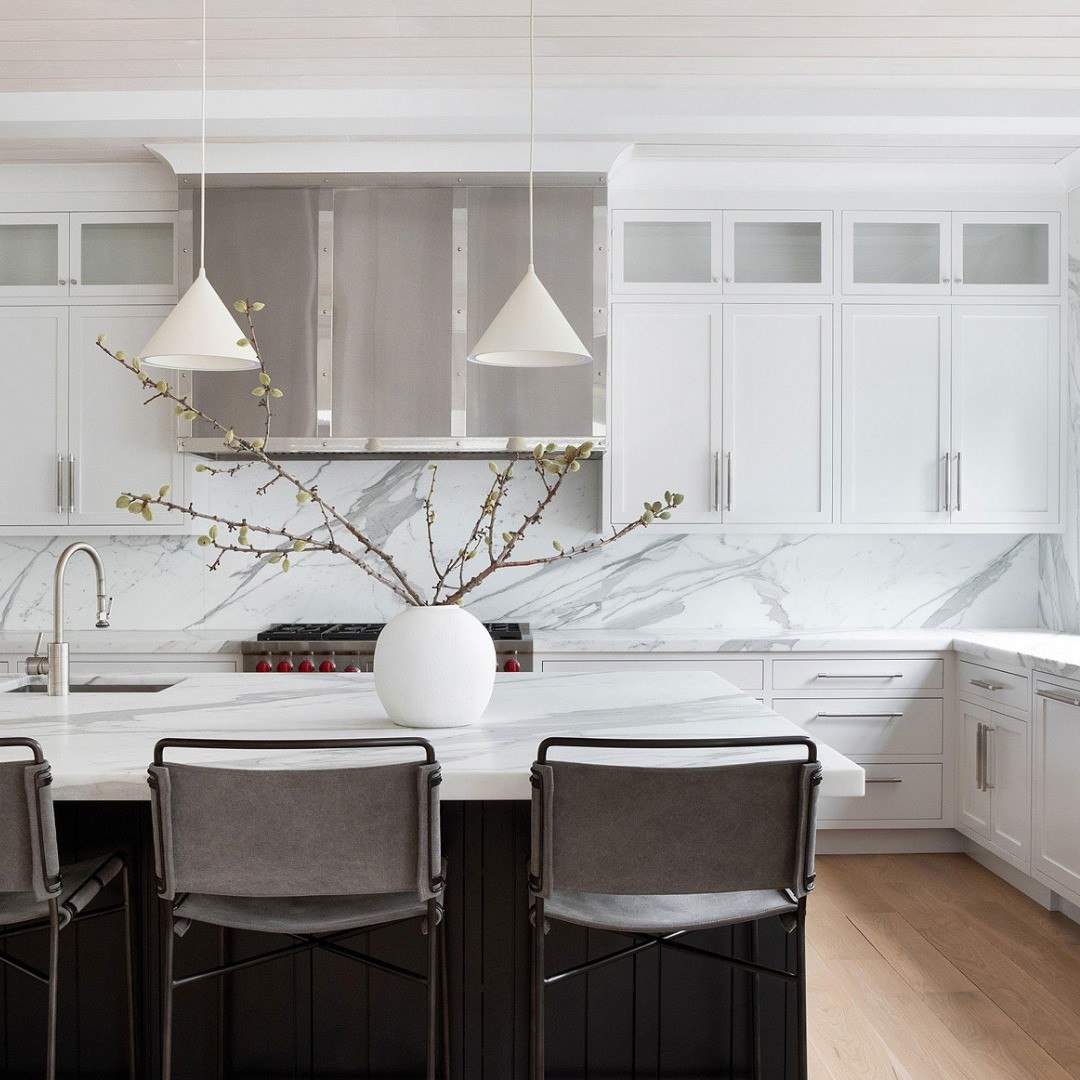 30 White Kitchen Ideas To Brighten Your Space In 2025 Elegant Designs 7 25 