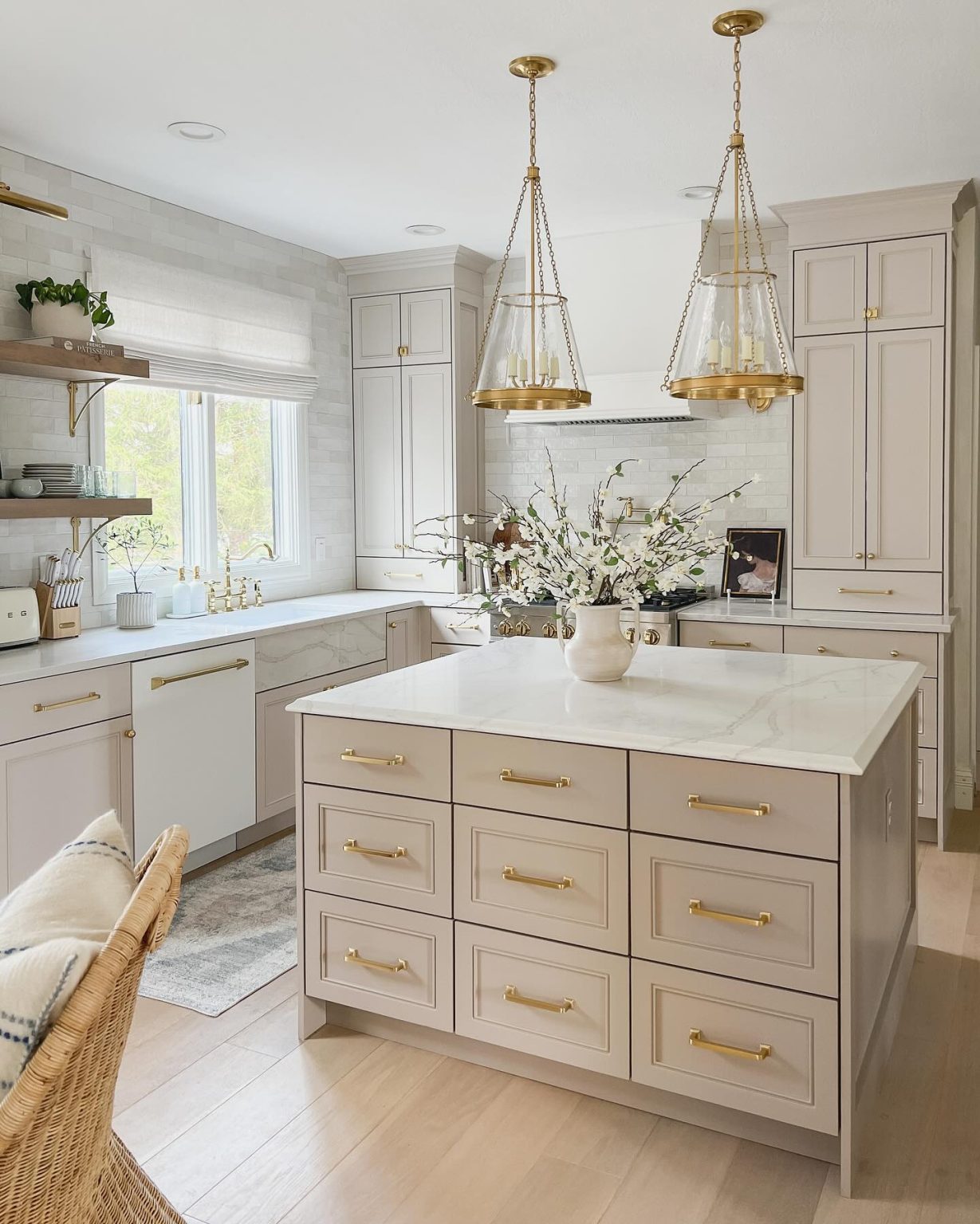 25 Kitchen Counter Ideas To Elevate Your Home's Style & Functionality 