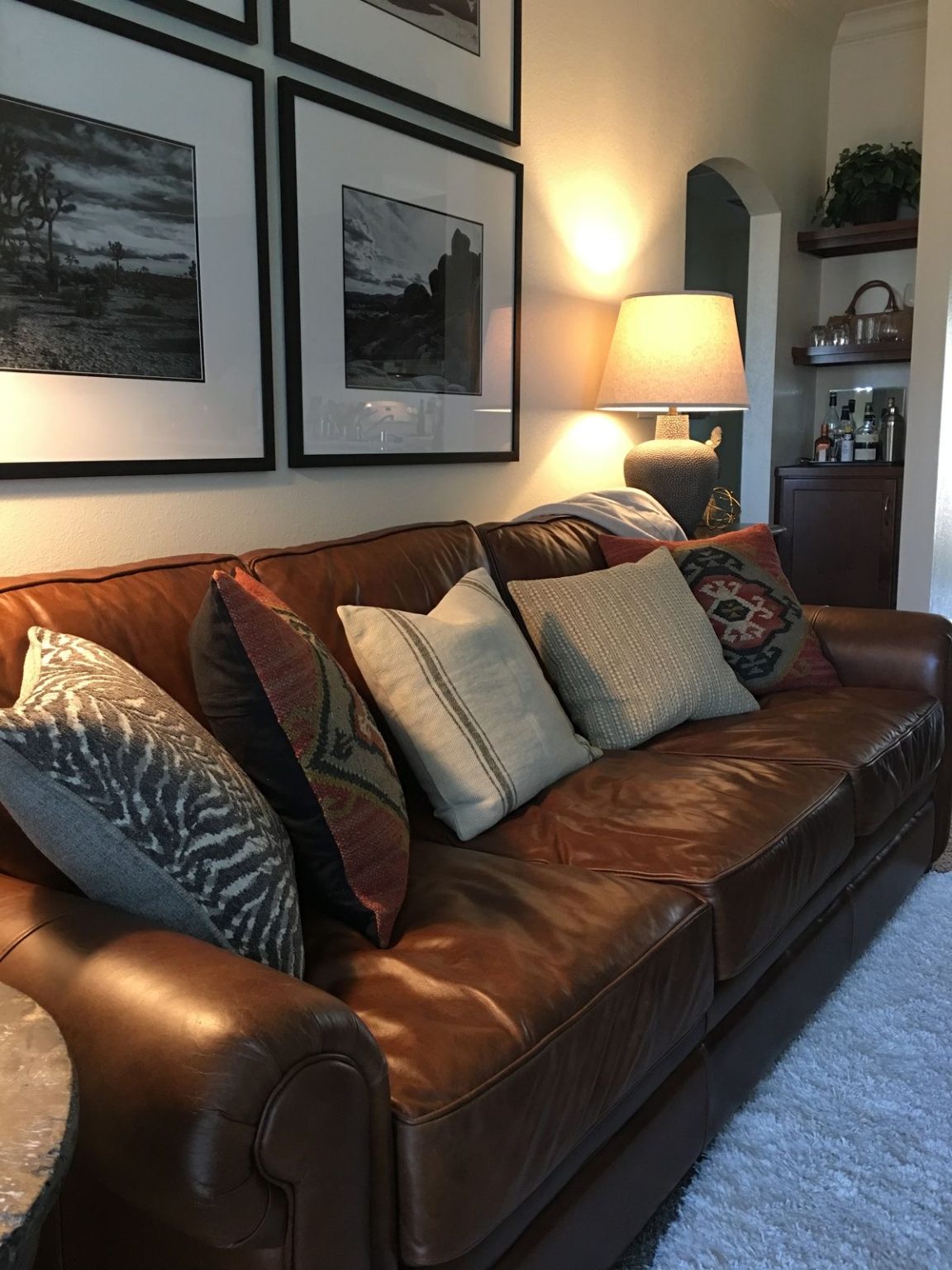 Explore 31 Chic Living Room Ideas Featuring Dark Brown Sofas ...