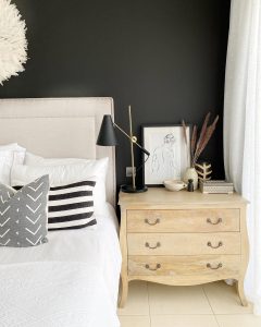 Discover 36 Black and White Bedroom Ideas for Timeless Decor - Elegance