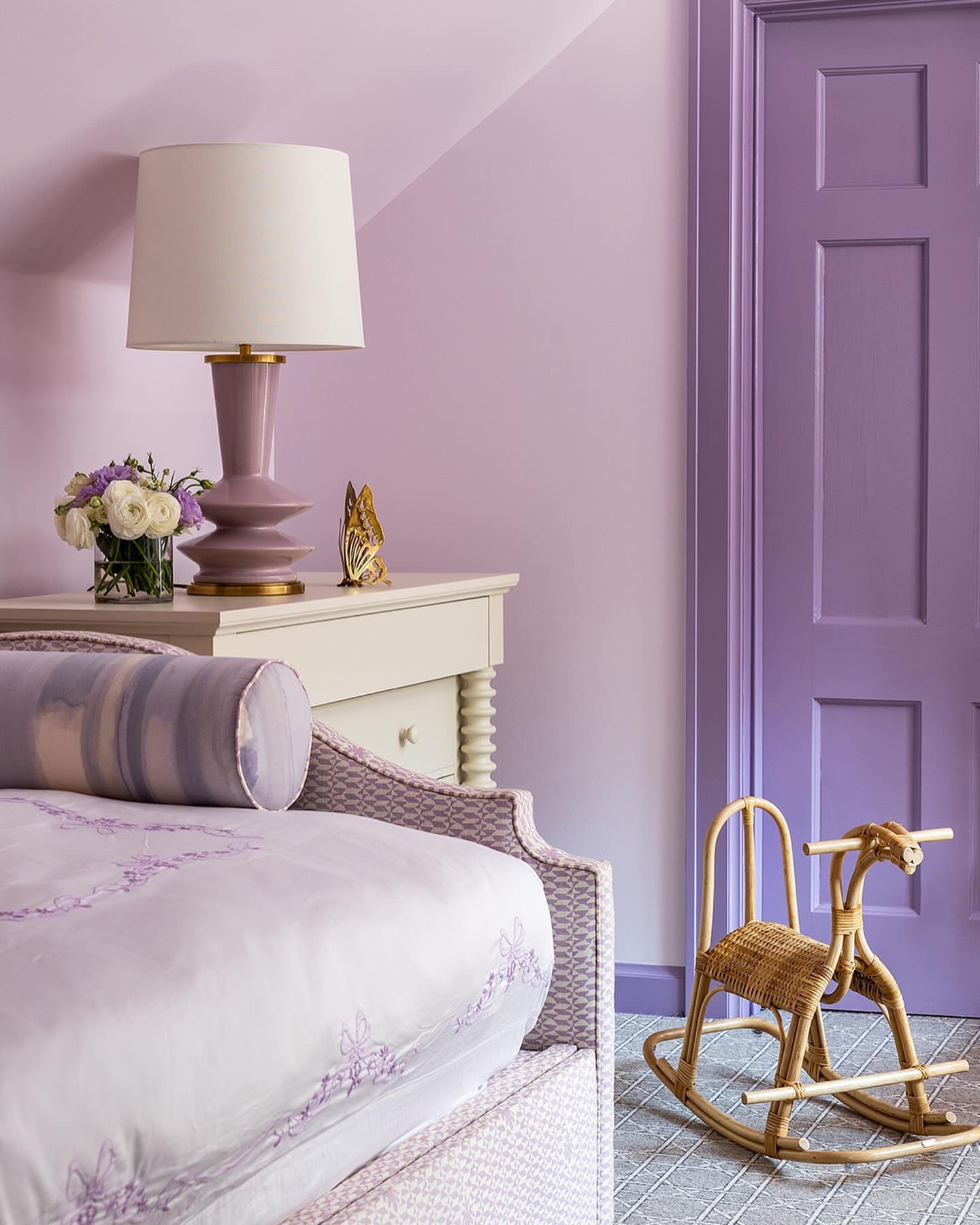 29 Purple Bedroom Ideas for Every Style - Lavish to Minimalist Elegance ...