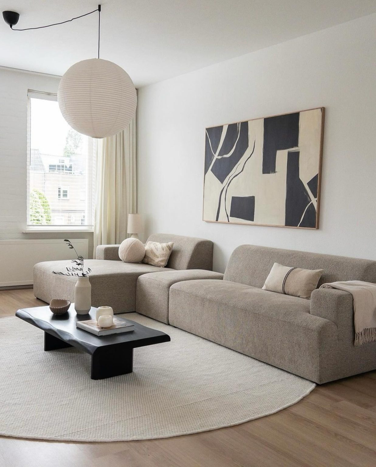 31 Minimalist Living Rooms to Inspire Your Stylish Sanctuary ...
