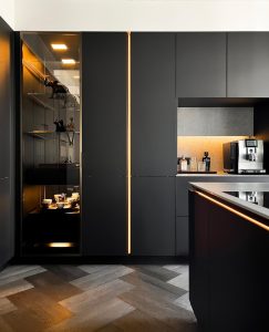 34 Dark Kitchen Ideas: Transform Your Home with Elegant Designs ...