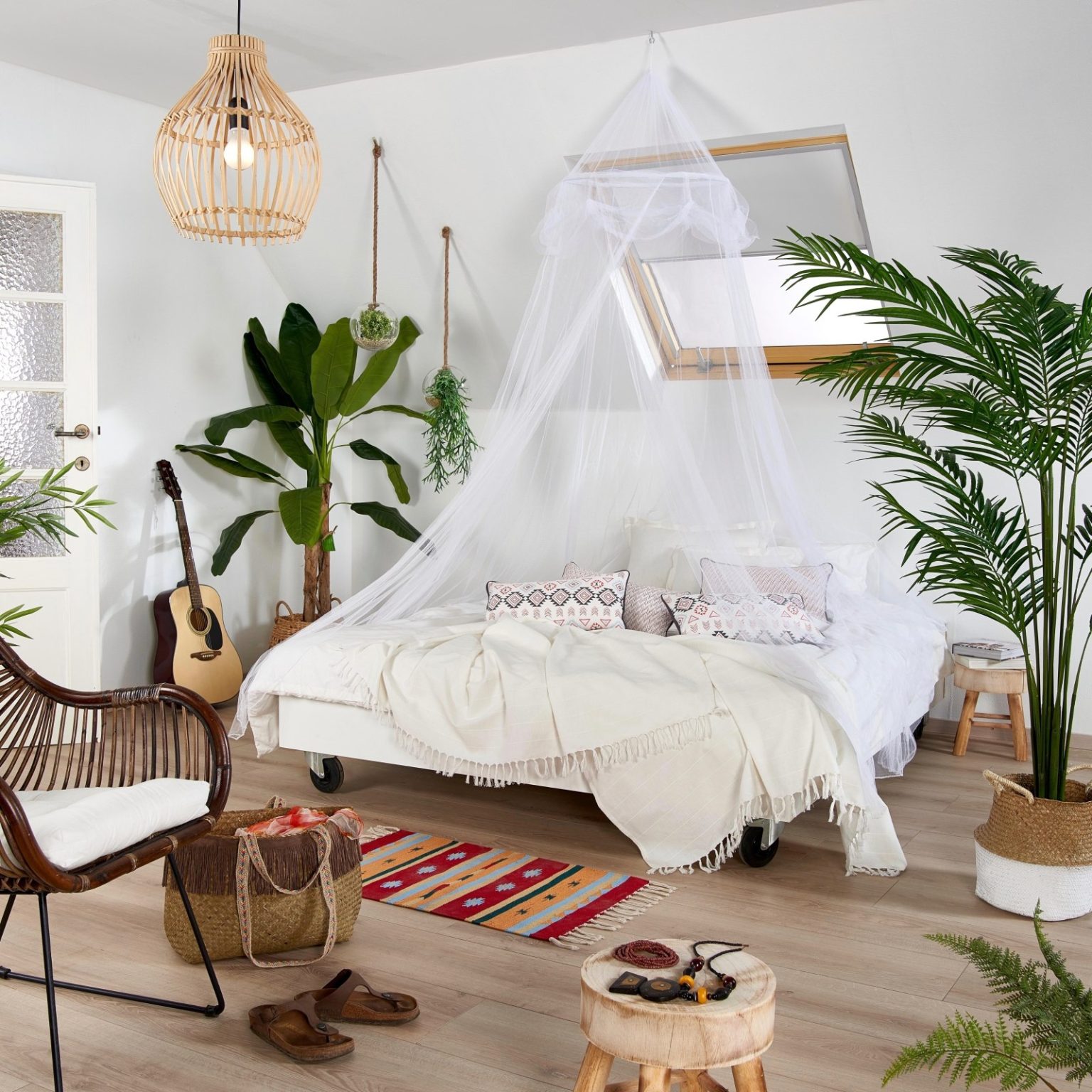 Transform Your Sanctuary: 32 Bedroom Carpet Ideas for Modern Homes ...
