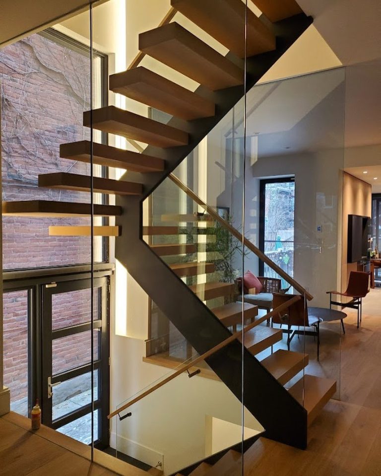 35 Floating Staircase Ideas for a Modern Home Aesthetic | Design ...