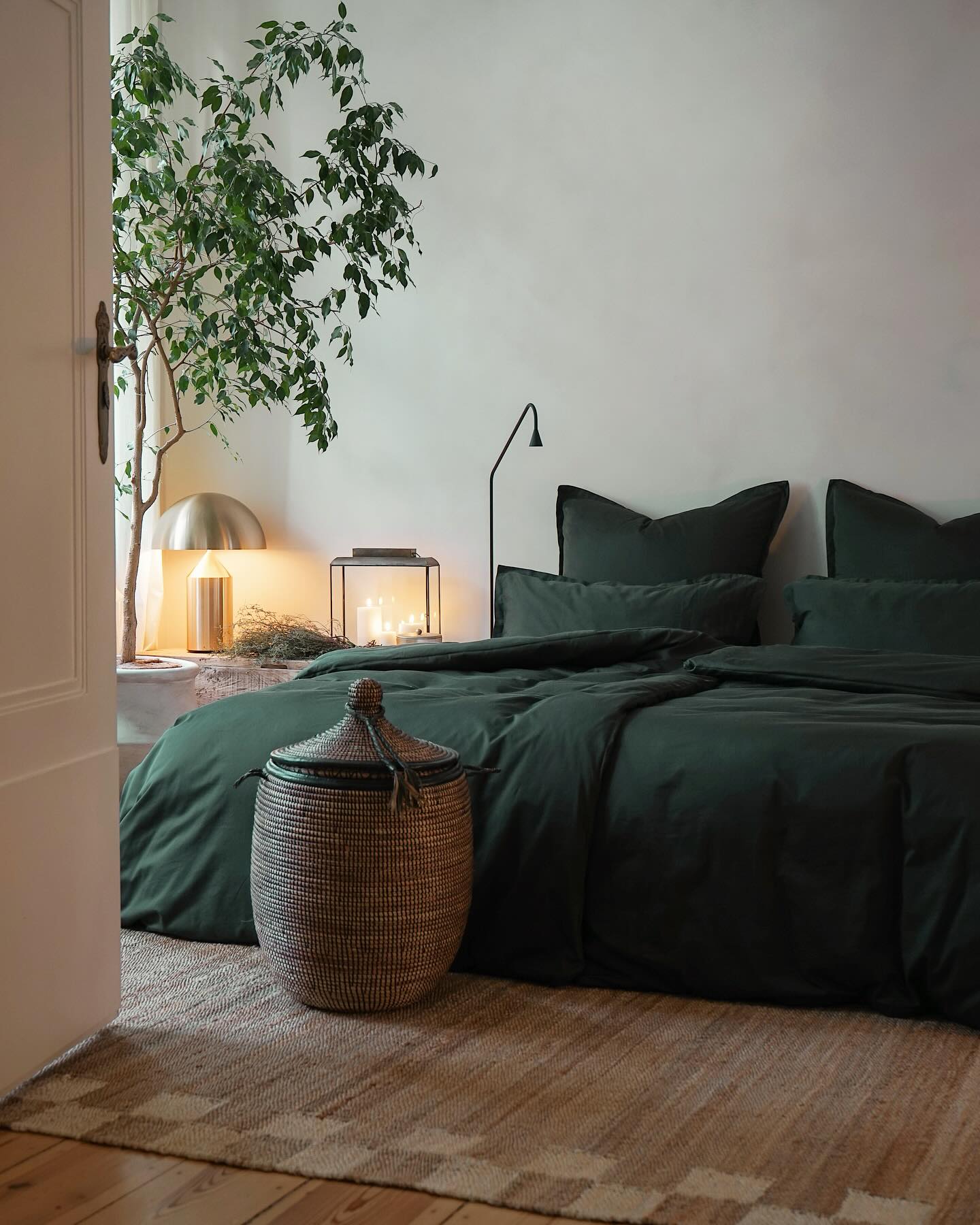 Transform Your Sanctuary: 32 Bedroom Carpet Ideas for Modern Homes ...