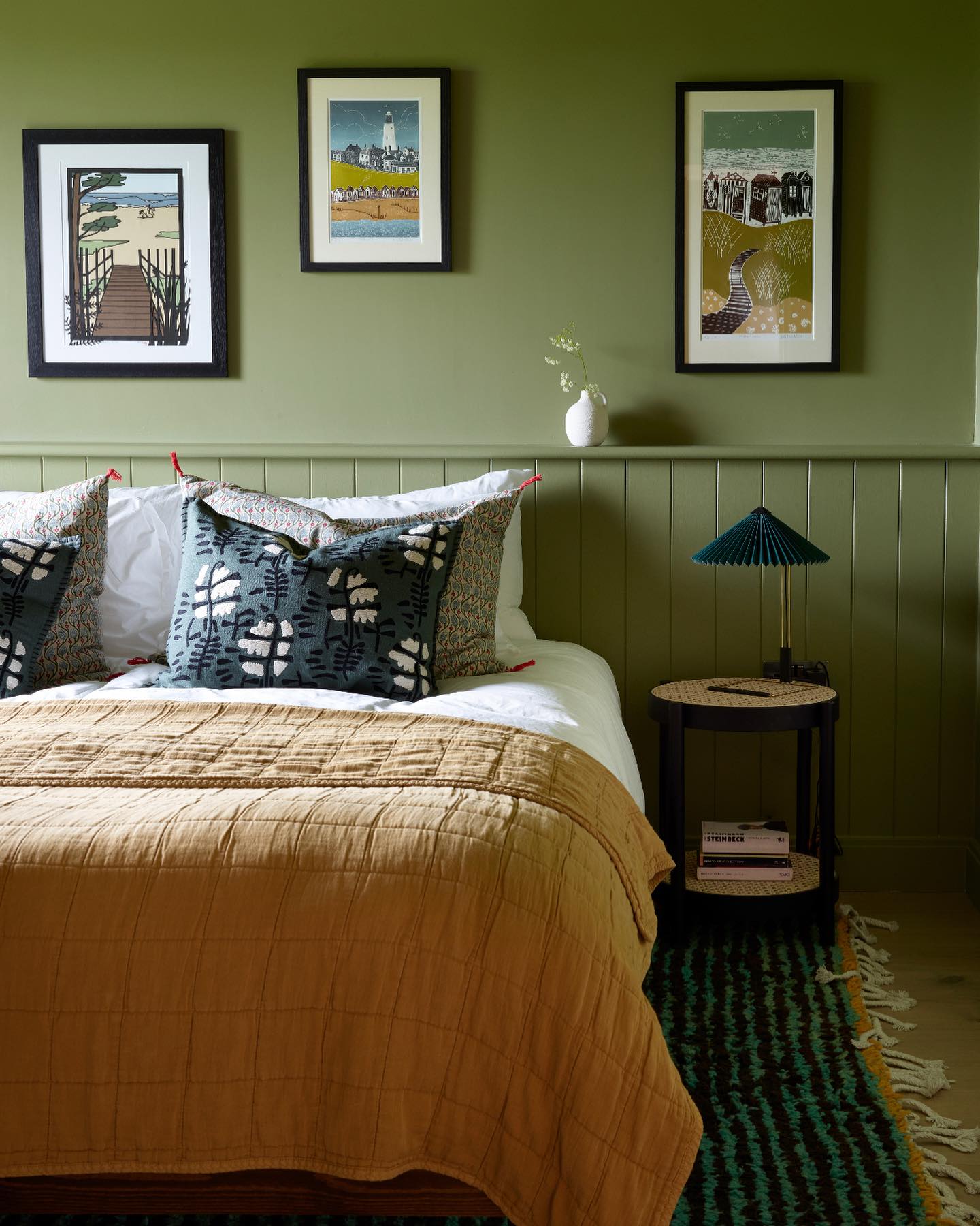 29 Green Bedroom Ideas: Transform Your Space with Verdant Hues ...