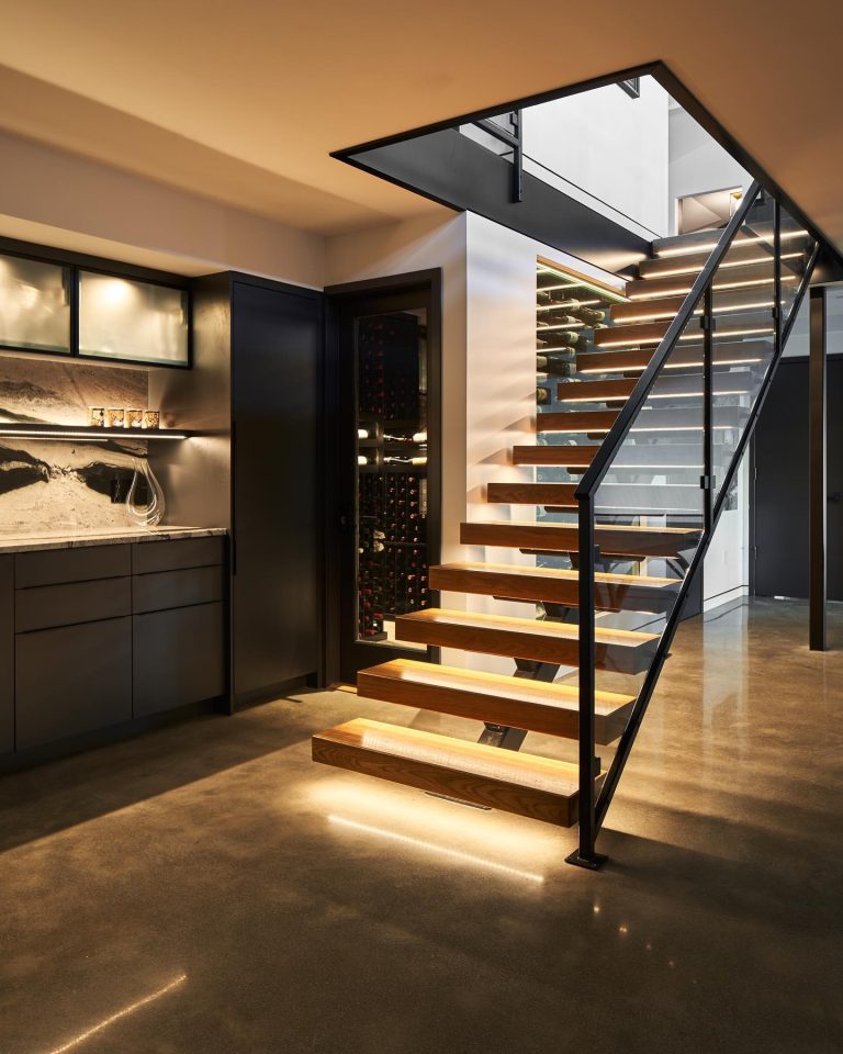 35 Floating Staircase Ideas for a Modern Home Aesthetic | Design ...