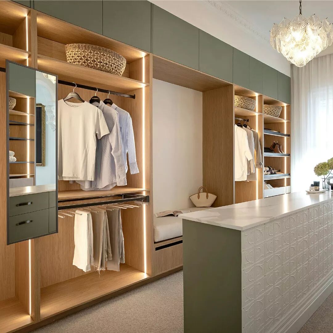 Maximize Space with 32 Bedroom Storage Ideas | Smart & Stylish ...