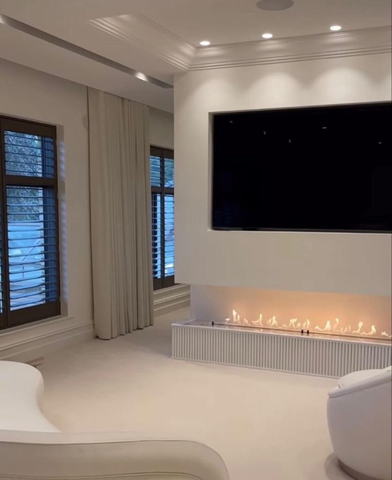 38 Fireplace Ideas with TV: Ultimate Living Room Enhancements ...