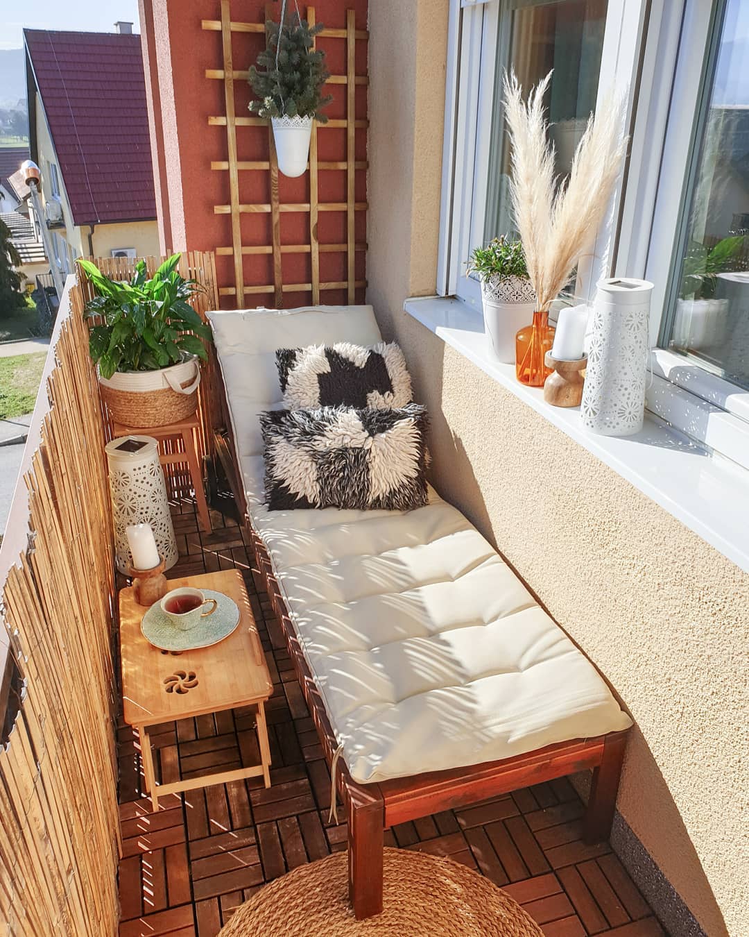 30 Small Balcony Ideas to Maximize Your Outdoor Space - placeideal.com