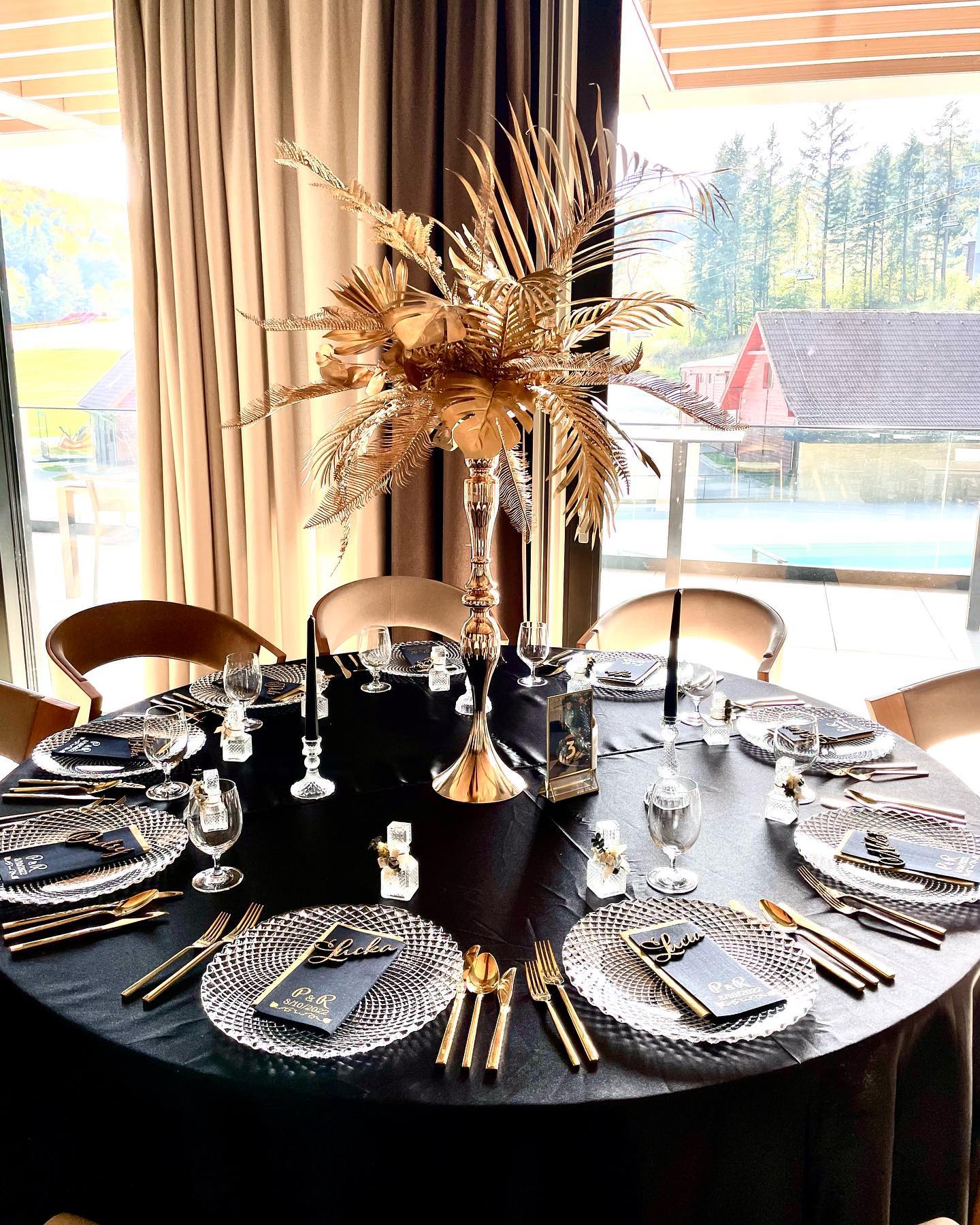 30 Gold and Black Decor Ideas to Elevate Your Home with Luxury and ...