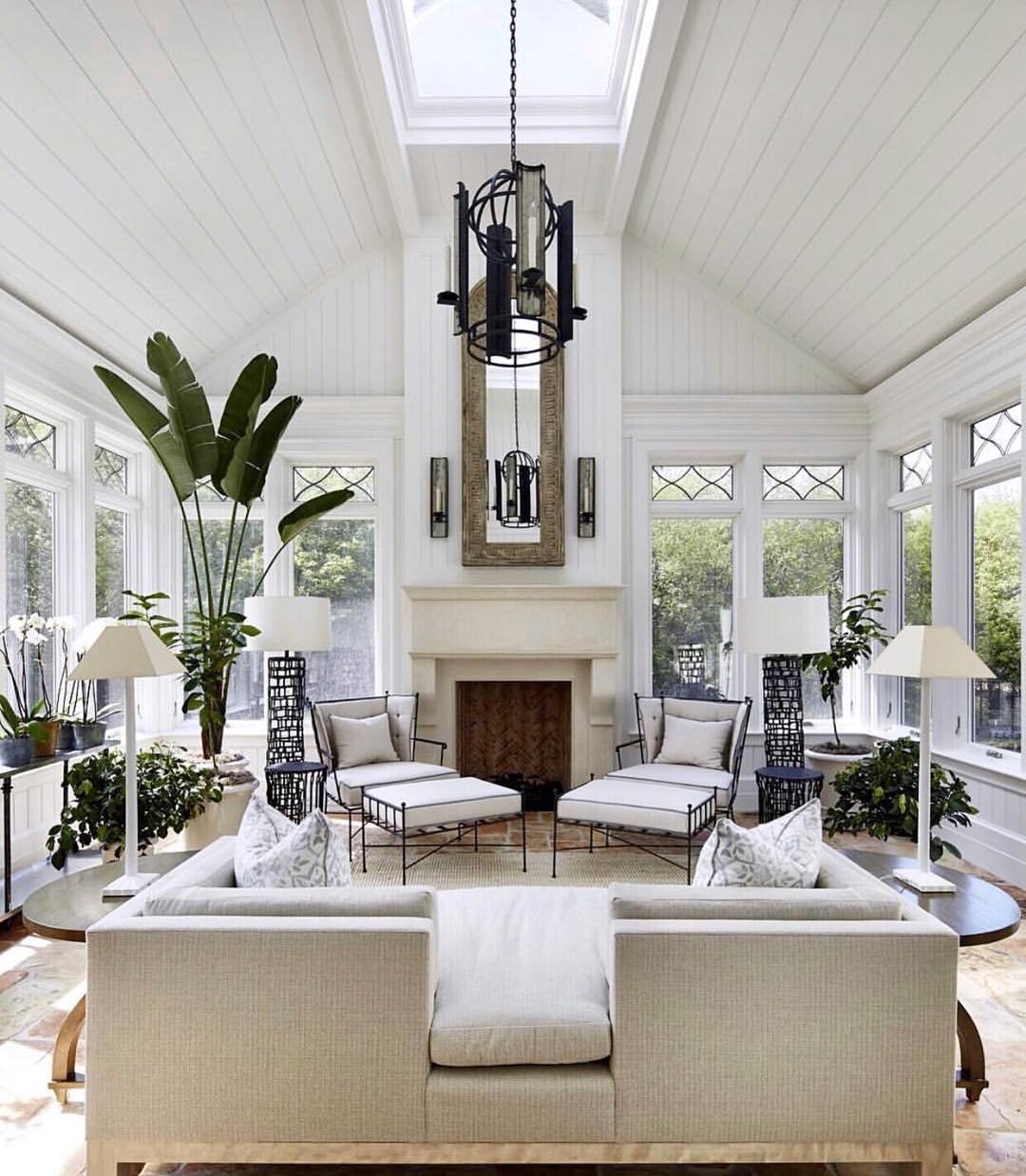 30 Stunning Sunroom Ideas: Transform Your Home with Elegant and Cozy ...