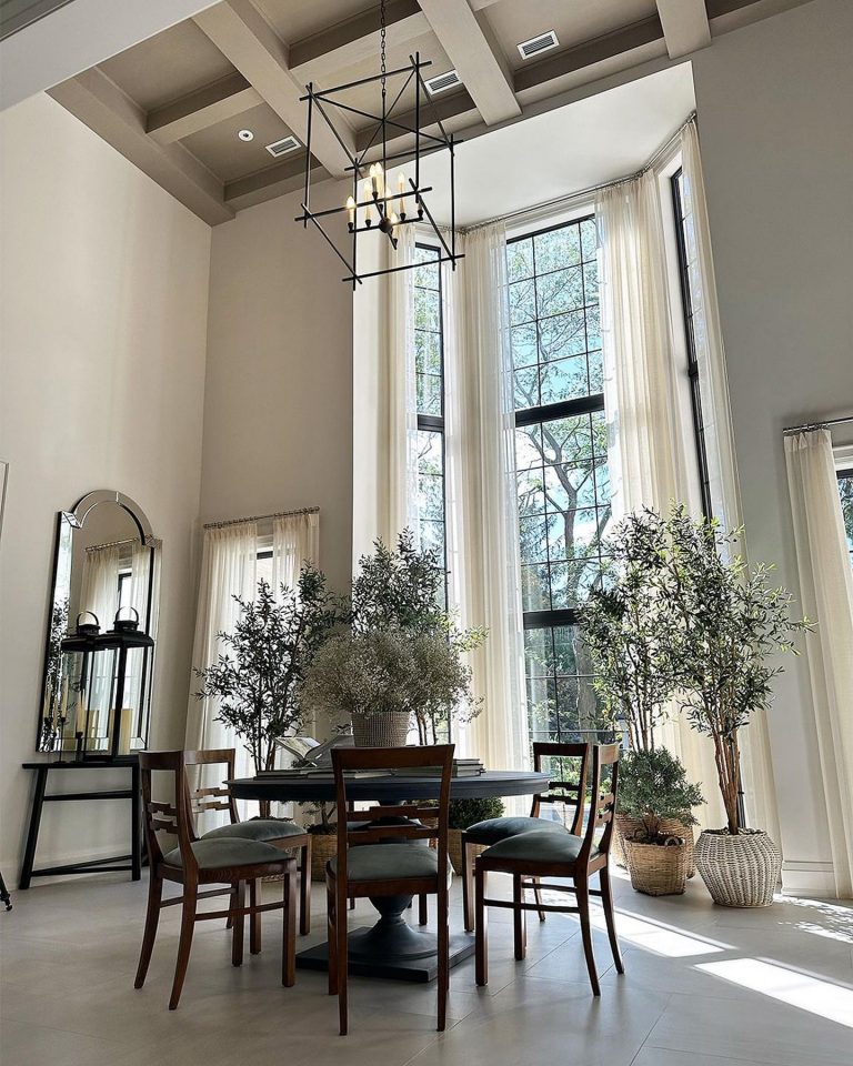 32 Decorating Ideas for High Ceilings: Transform Your Living Room with ...