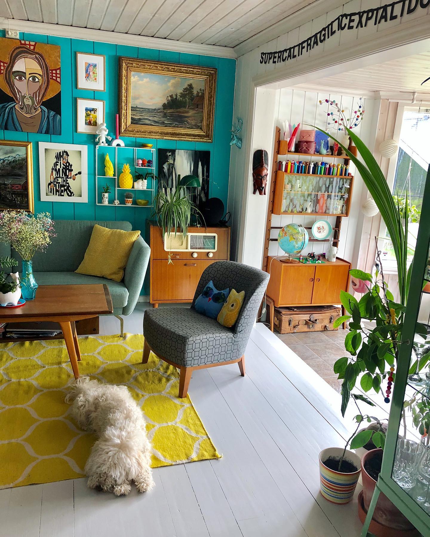 26 Retro Style Living Room Ideas: Embrace Nostalgia and Modern Design ...