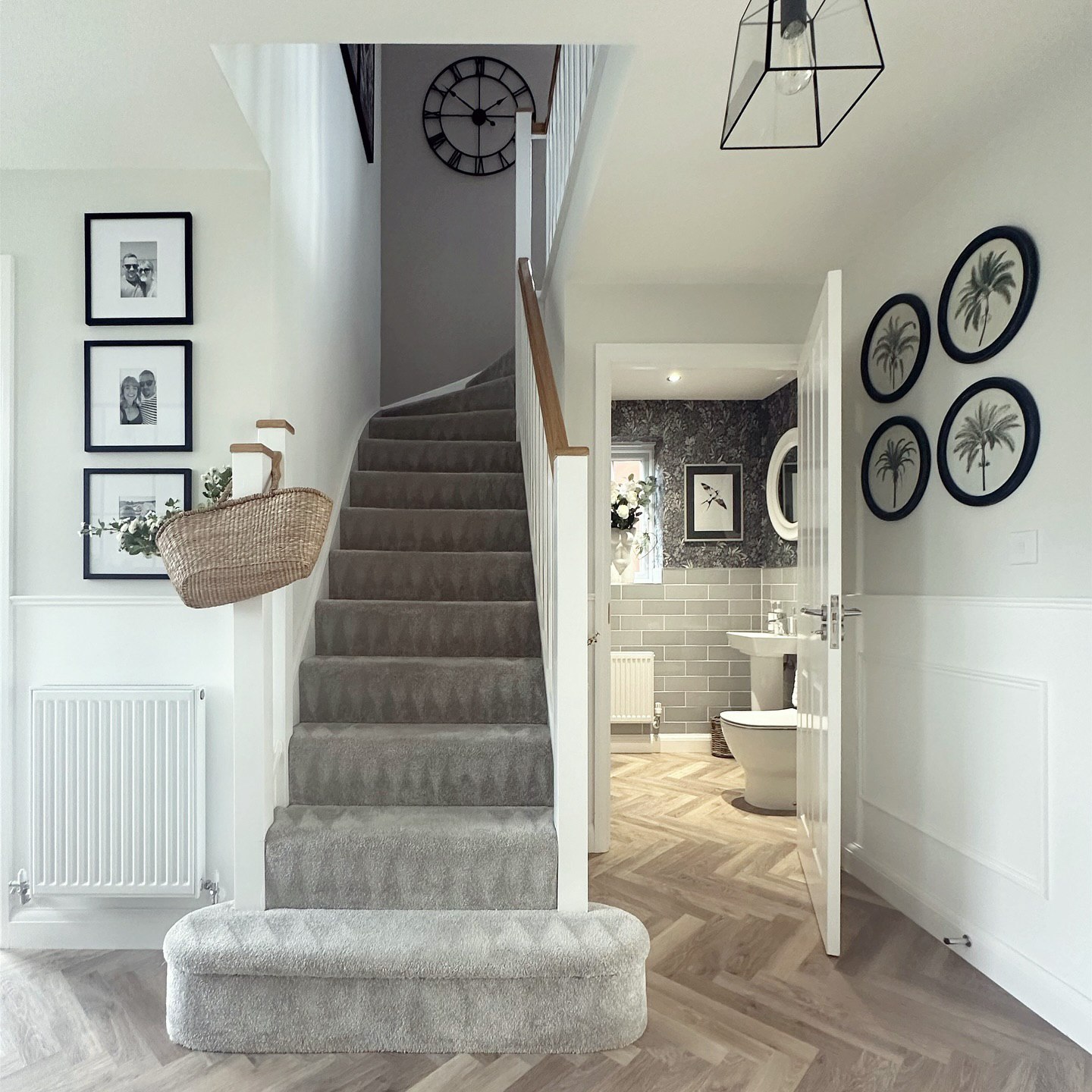 21 Tall Wall Decor Ideas to Elevate Your Home’s Aesthetic - placeideal.com