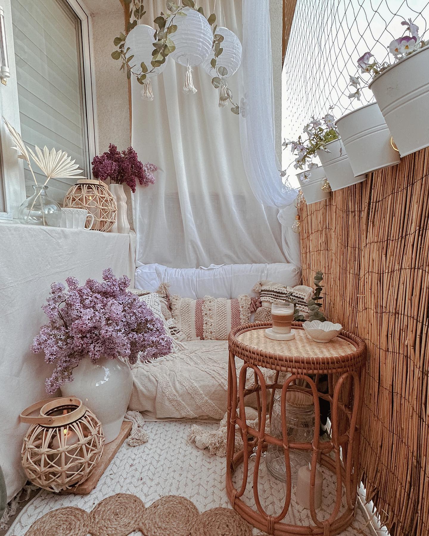 35 Small Balcony Ideas To Maximize Your Outdoor Space Placeideal 35 Small Balcony Ideas To Maximize Your Outdoor Space Placeideal