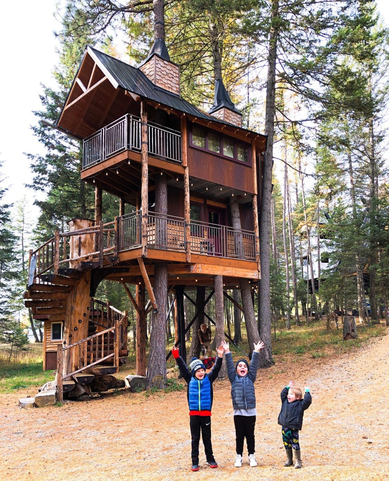 25 Treehouse Ideas for Kids: Enchanting and Creative Designs for Your ...