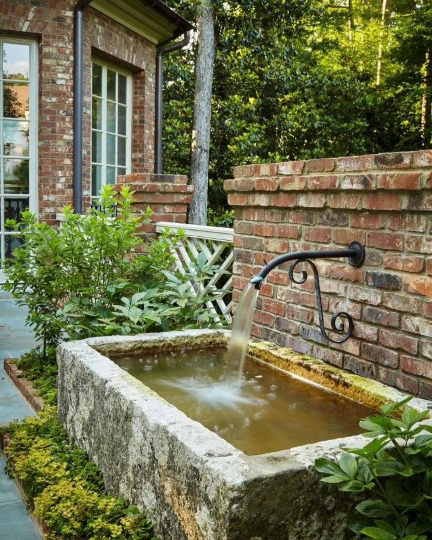 24 Stunning Water Features in the Garden to Transform Your Outdoor ...
