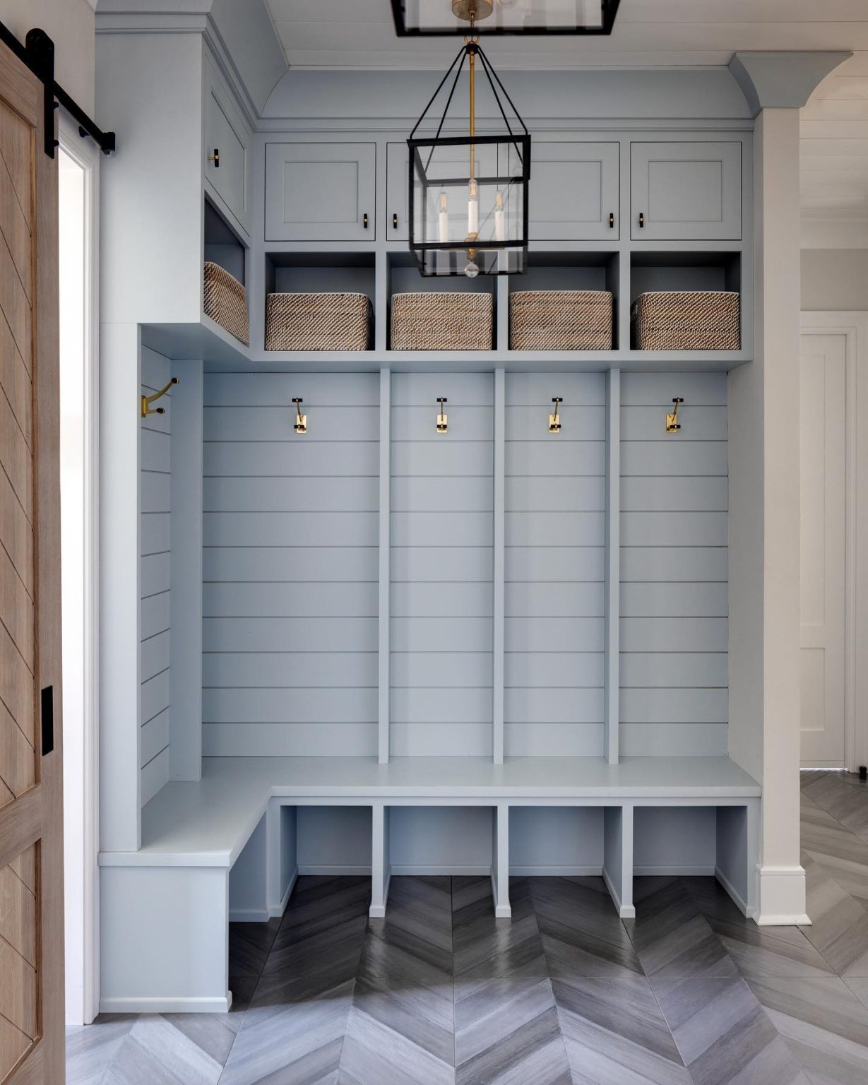37 Mudroom Ideas - Enhance Your Home with Practical and Stylish Designs ...
