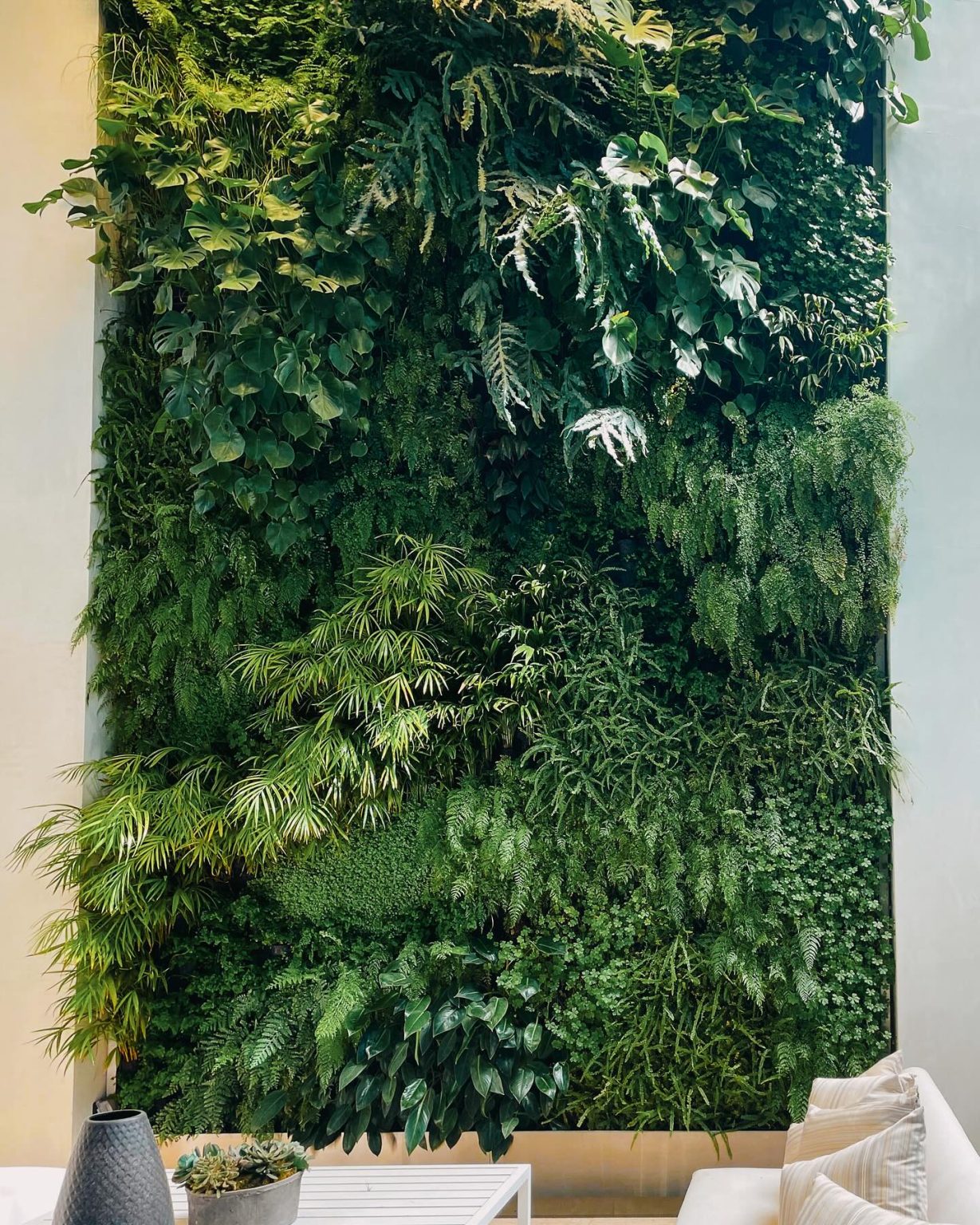 29 Vertical Garden Ideas to Transform Your Small Spaces into Green ...